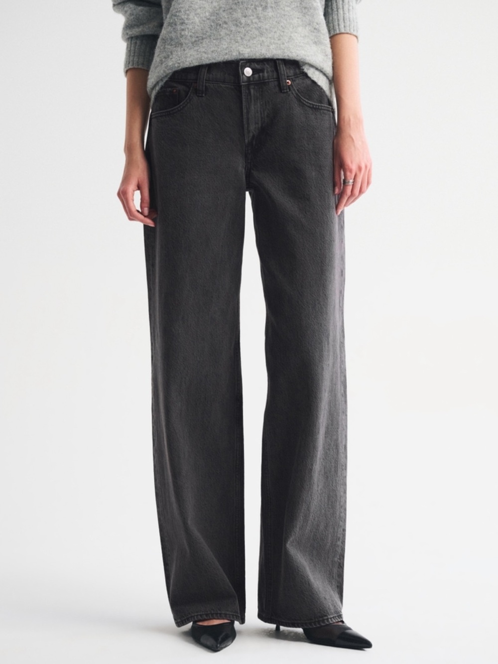 Abercrombie & Fitch Low Rise Ultra Loose Jean